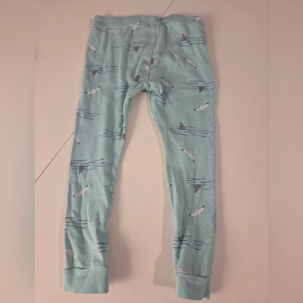 Carter's Navy and Aqua Shark Print Kids Sets - 3T - Picture 10 of 11